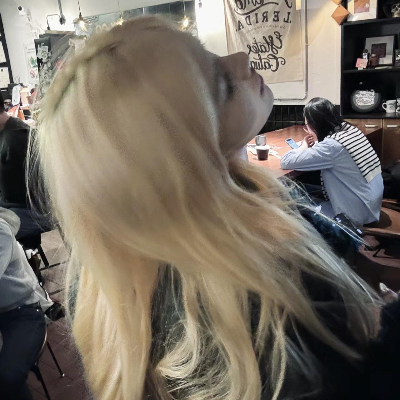 五月天无需会员国产四区三区桃色